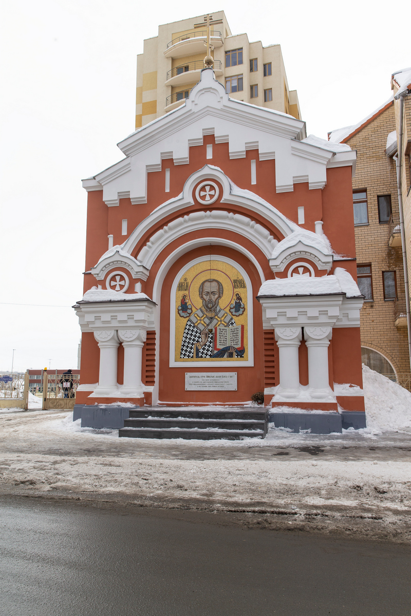 Арка и часовня Крестовоздвиженского женского монастыря — все, что осталось от великолепного комплекса зданий