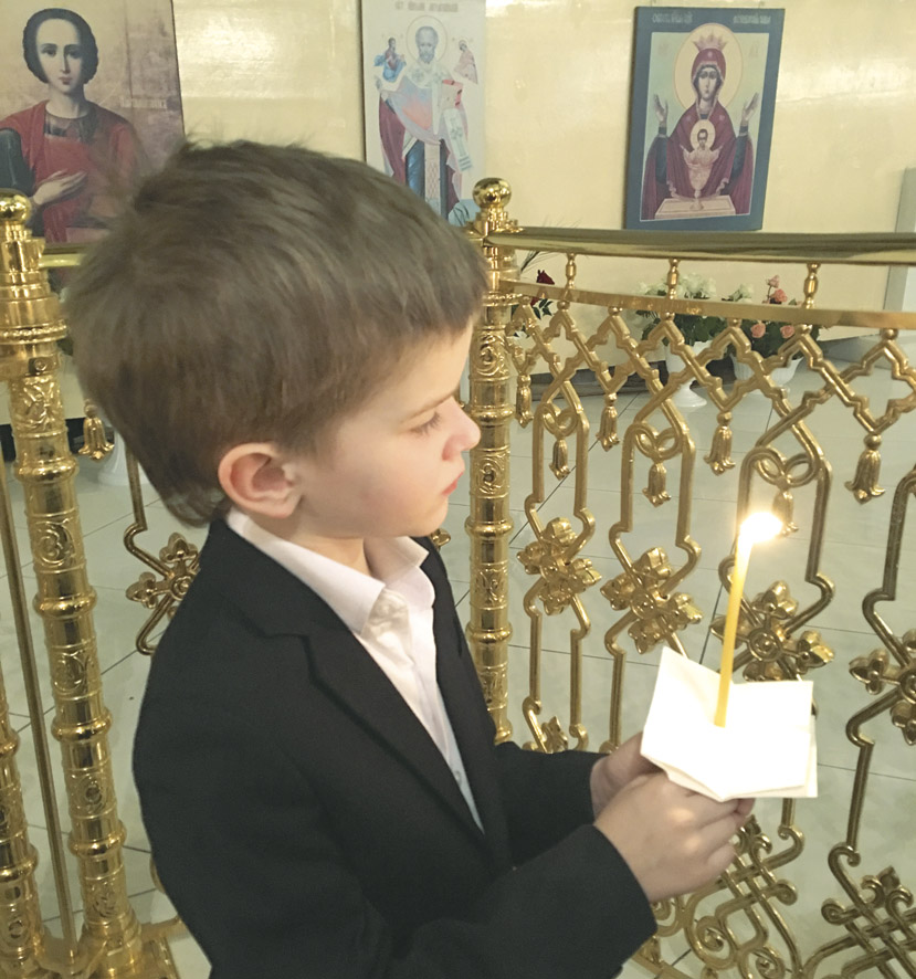 Иван на Пасхальной службе. 2017 год Иван на Пасхальной службе. 2017 год