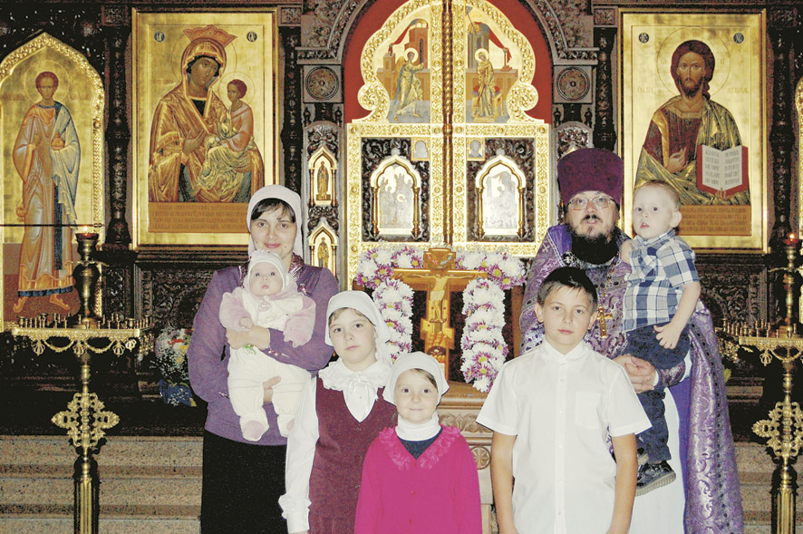 Вся семья в сборе, только Иван еще не родился Вся семья в сборе, только Иван еще не родился