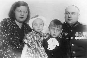 Супруги Ковалевы после войны