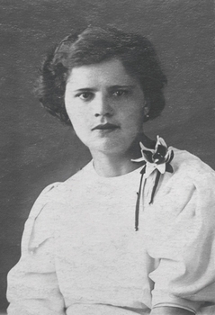 Анна Новикова, в замужестве Угланова