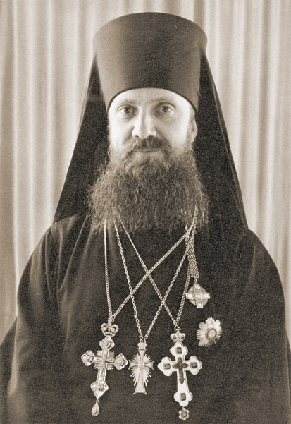 Наместник Лавры архимандрит Пимен (Хмелевской). Фото из личного архива Т. М. Бабиной Наместник Лавры архимандрит Пимен (Хмелевской). Фото из личного архива Т. М. Бабиной