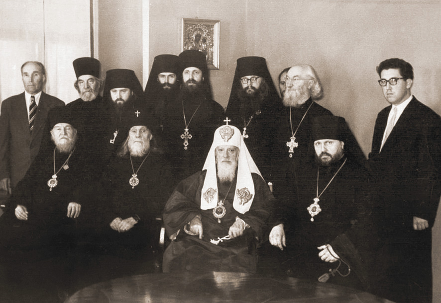 В день хиротонии епископа Смоленского Иннокентия (Сокаля) (сидит крайний слева). Архив Церковно-археологического кабинета МДАиС В день хиротонии епископа Смоленского Иннокентия (Сокаля) (сидит крайний слева). Архив Церковно-археологического кабинета МДАиС