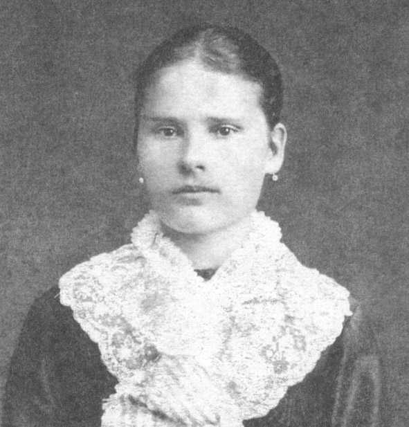 Анна Шергина. «Маменька мастерица была сказывать (“что услышу, то и мое”). При случае и в будни что-нибудь вспомнит — как жемчуг, у нее слово катилося из уст; на народе не пела песен, а дома или куда в лодке одна поедет — все поет» Анна Шергина. «Маменька мастерица была сказывать (“что услышу, то и мое”). При случае и в будни что-нибудь вспомнит — как жемчуг, у нее слово катилося из уст; на народе не пела песен, а дома или куда в лодке одна поедет — все поет»