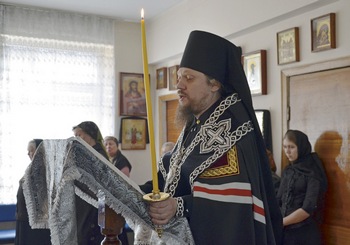 Чтение Великого покаянного канона преподобного Андрея Критского в храме Алма­Атинской православной духовной семинарии, 2015 год