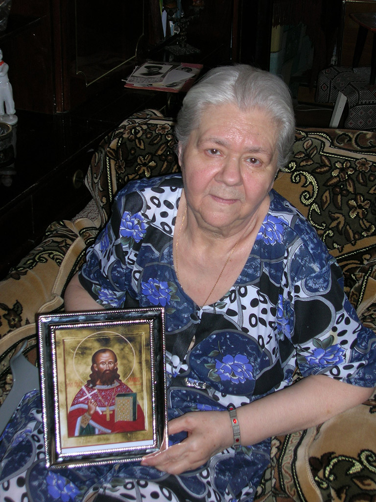 Юлия Васильевна — родная внучка отца Михаила Платонова