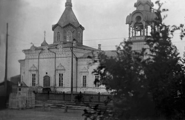 Ново-Казанский храм г. Саратова. Фото начала XX века