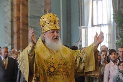 В Петропавловском соборе Санкт-Петербурга впервые совершена Патриаршая Божественная литургия