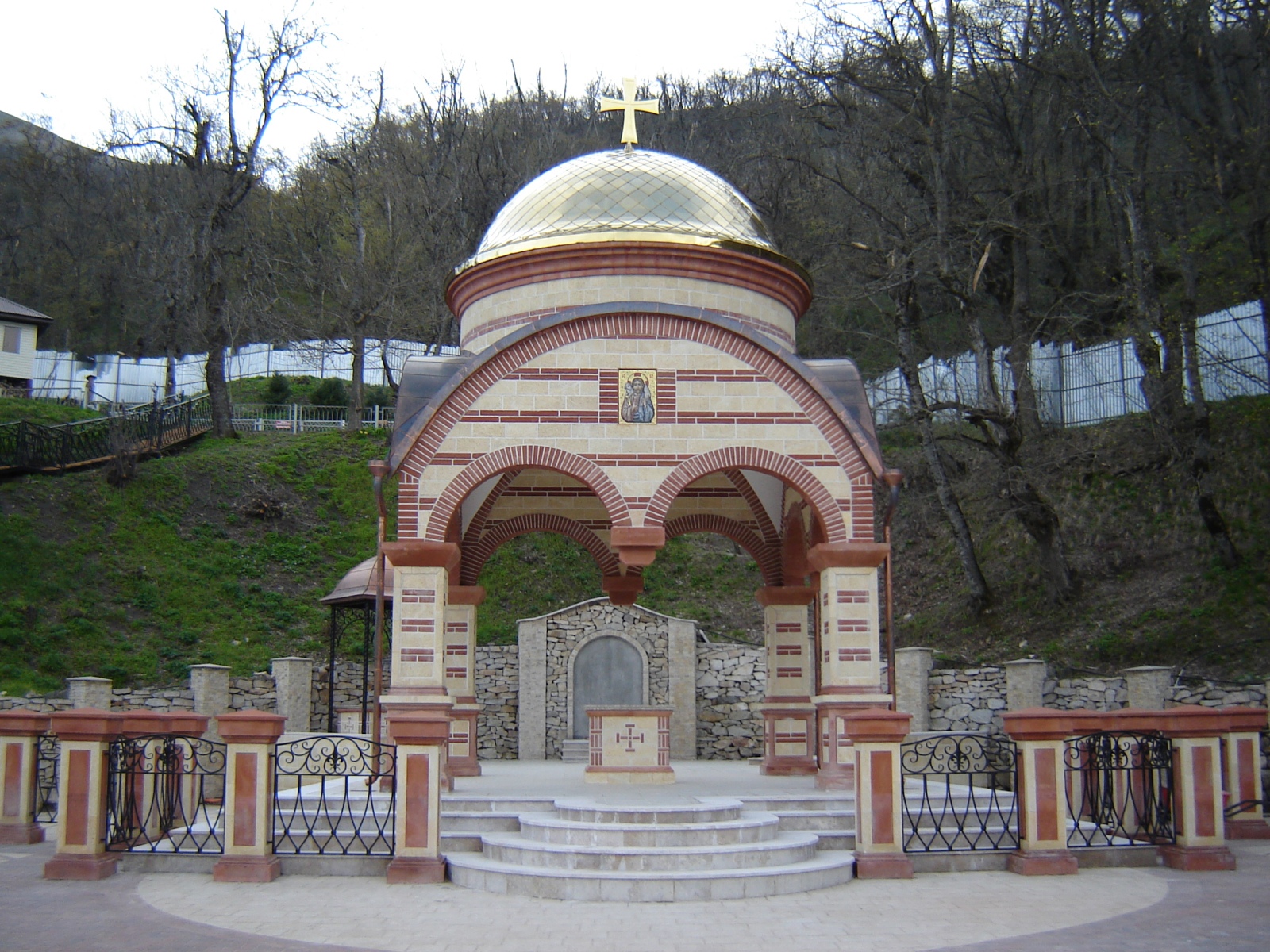 Летний храм