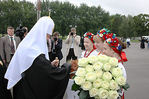 Патриарший визит на Украину. День первый. Встреча в аэропорту.