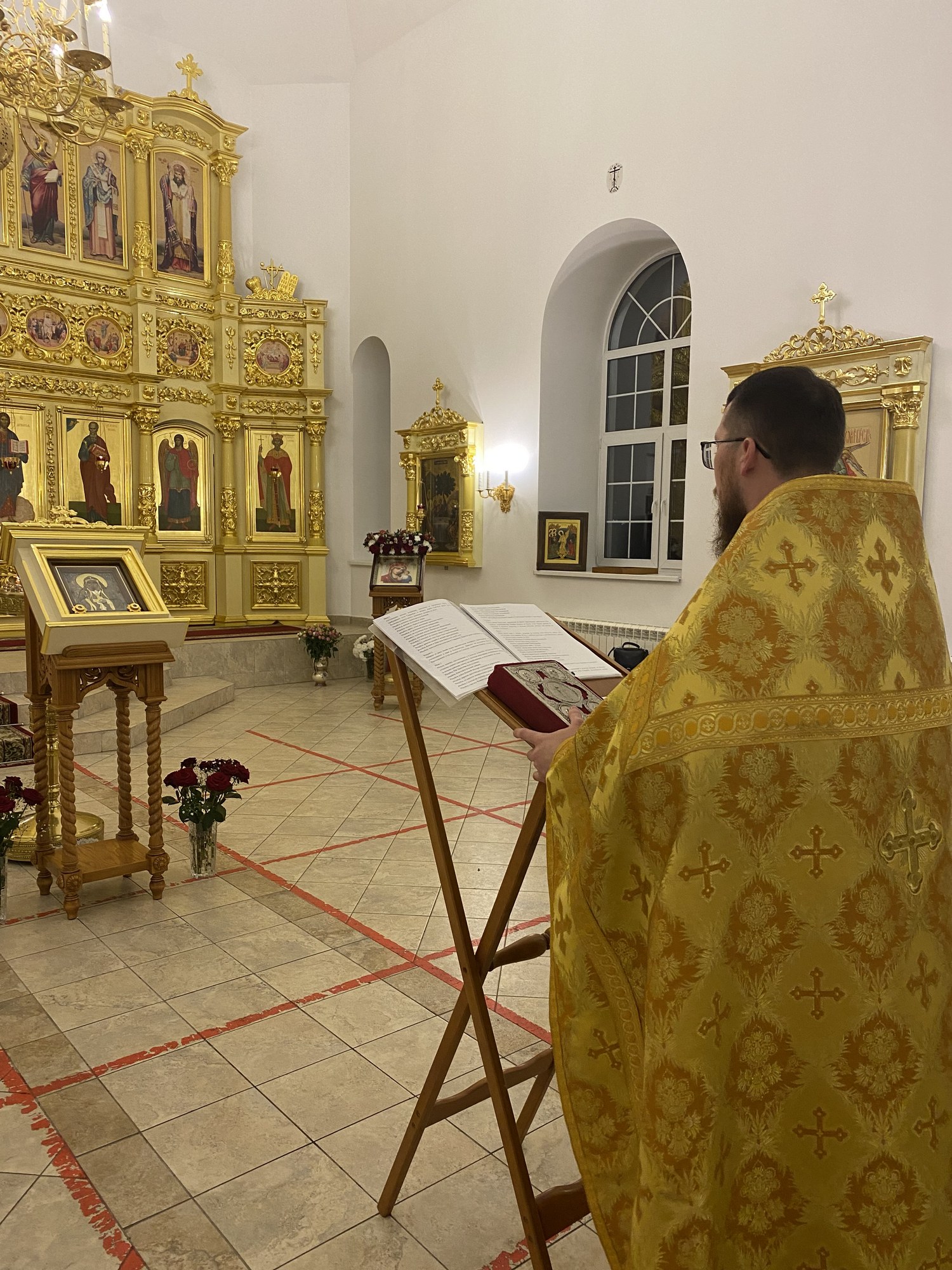 Молебен перед иконой прп. Гавриила в саратовском храме апостола и евангелиста Иоанна Богослова