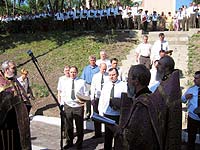 В Вольском военном училище тыла возведен православный храм. Первыми его посетили выпускники 2005 года