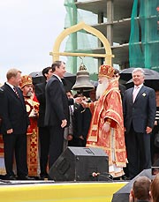 Передача вечевого колокола