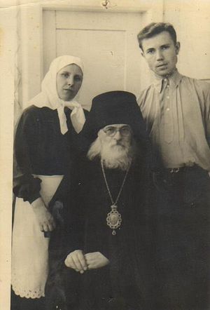 С архиепископом Ермогеном (Голубевым)