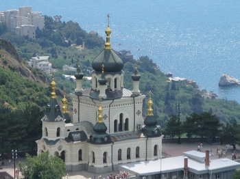 Храм в честь Воскресения Христова в Форосе