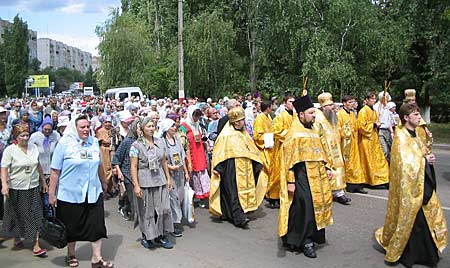 Крестный ход из Балакова в Вавилов Дол, посвященный памяти всех новомучеников и исповедников Российских