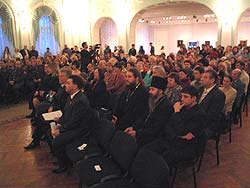 10 февраля состоялось открытие выставки «Сокровища Московского Кремля», приуроченной к 200-летию Оружейной Палаты Московского Кремля и 120-летию саратовского музея имени А.Н. Радищева