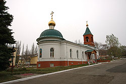 Современный храм во имя святого великомученика Димитрия Солунского