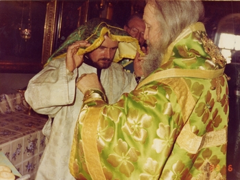 1989 год. Иерейскую хиротонию Валерия Генсицкого совершает архиепископ Саратовский и Вольский Пимен (Хмелевской)
