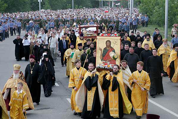 Десница Иоанна Крестителя в Саратове, июнь 2006 год Десница Иоанна Крестителя в Саратове, июнь 2006 год