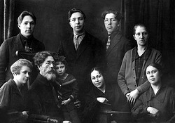 Святой Иоанн Днепровский с детьми и родственниками (1920-е?)