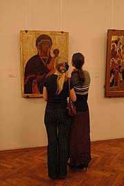В Саратовском государственном художественном музее им. А.Н. Радищева открылась выставка «Похвала Богоматери. Иконы XV-XX веков из собрания Ярославского художественного музея». Фото А. Леонтьева