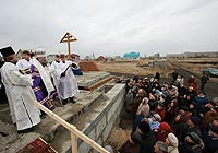 Чин основания храма в честь Воздвижения Животворящего Креста Господня.