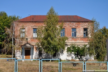 Постройки православного Свято-Троицкого мужского монастыря. Вторая половина XIX века. Фото Виталия Жевнерова