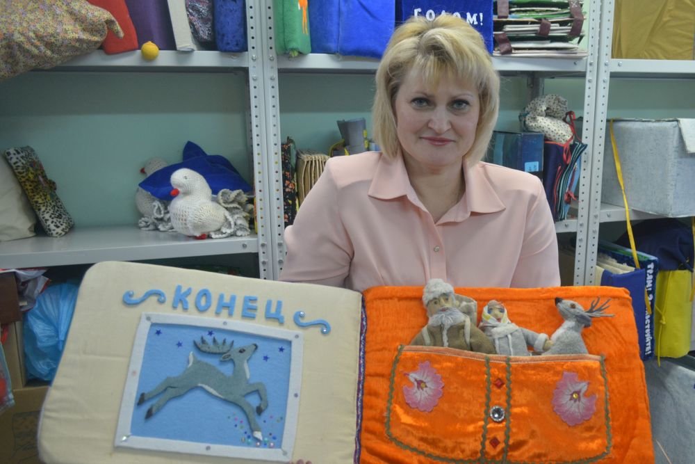 Саратовская школа-интернат располагает самой большой коллекцией тактильных книг в нашей стране Фото: Андрей Куликов/РГ