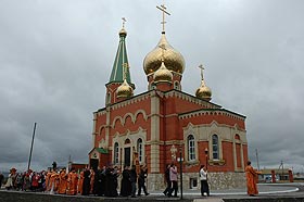 Освящен нижний храм во имя священномученика Космы Саратовского в храме в честь Рождества Христова в селе Рыбушка Саратовского района. Фото А. Леонтьева