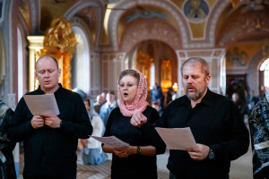 Литургия Преждеосвященных Даров в Свято-Троицком кафедральном соборе Саратова