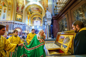 Митрополит Игнатий принял участие в Божественной литургии и торжествах в день тезоименитства Святейшего Патриарха Кирилла