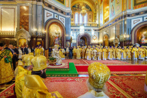 Митрополит Игнатий принял участие в Божественной литургии и торжествах в день тезоименитства Святейшего Патриарха Кирилла