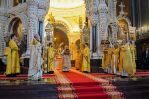 Митрополит Игнатий принял участие в Божественной литургии и торжествах в день тезоименитства Святейшего Патриарха Кирилла