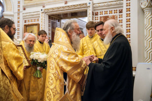 Митрополит Игнатий принял участие в Божественной литургии и торжествах в день тезоименитства Святейшего Патриарха Кирилла