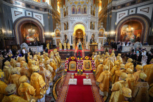 Митрополит Игнатий принял участие в Божественной литургии и торжествах в день тезоименитства Святейшего Патриарха Кирилла