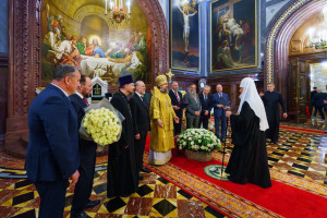 Митрополит Игнатий принял участие в Божественной литургии и торжествах в день тезоименитства Святейшего Патриарха Кирилла