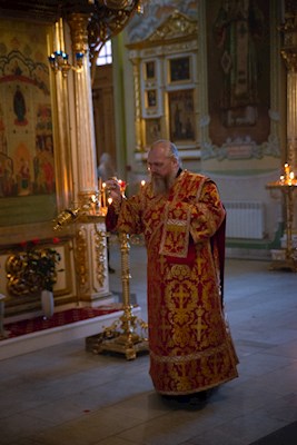 Митрополит Игнатий совершил всенощное бдение в Покровском соборе г. Саратова