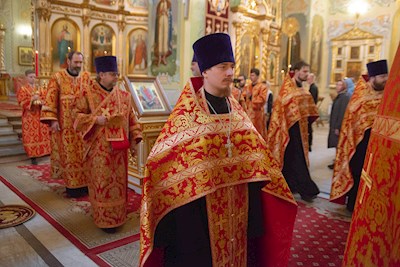 Митрополит Игнатий совершил всенощное бдение в Покровском соборе г. Саратова