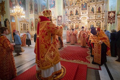 Митрополит Игнатий совершил всенощное бдение в Покровском соборе г. Саратова