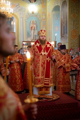 Митрополит Игнатий совершил всенощное бдение в Покровском соборе г. Саратова
