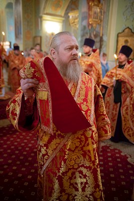 Митрополит Игнатий совершил всенощное бдение в Покровском соборе г. Саратова