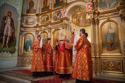 Митрополит Игнатий совершил всенощное бдение в Покровском соборе г. Саратова