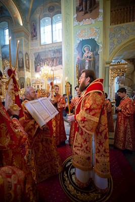 Митрополит Игнатий совершил всенощное бдение в Покровском соборе г. Саратова