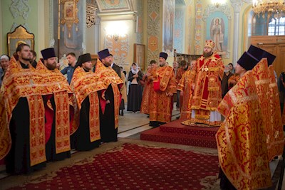 Митрополит Игнатий совершил всенощное бдение в Покровском соборе г. Саратова