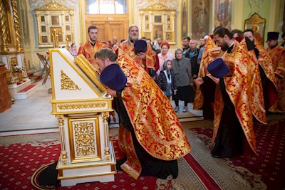 Митрополит Игнатий совершил всенощное бдение в Покровском соборе г. Саратова