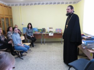 Школе-интернату для слепых переданы новые тактильные книги