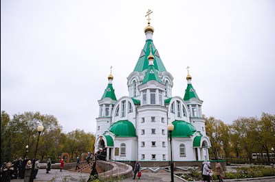 Митрополит Игнатий совершил Божественную литургию во Всехсвятском храме Саратова 24.10.2022