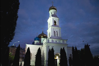 Митрополит Игнатий совершил всенощное бдение в Свято-Духовском соборе города Саратова 10.09.2022
