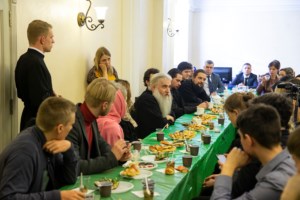 Митрополит Лонгин встретился со студентами